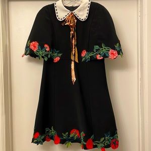 Gucci. Excellent used condition. Dress size US 8